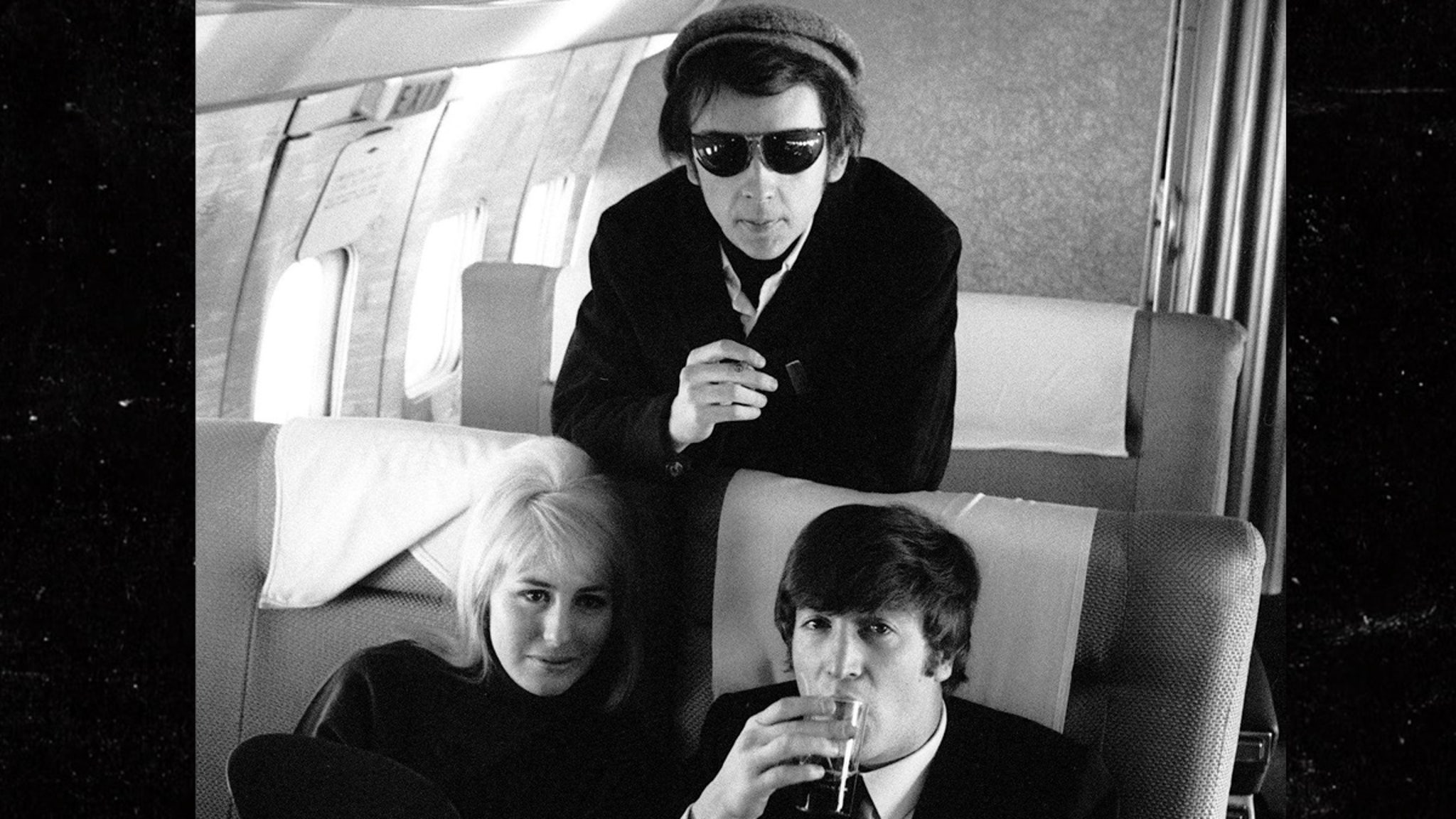 Phil Spector's Assets Include Gifts From John Lennon, Yoko Ono, Elvis, image size:2048x1152