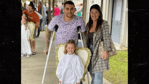 Dustin Poirier Released From Hospital, Straight To Daughters School Play