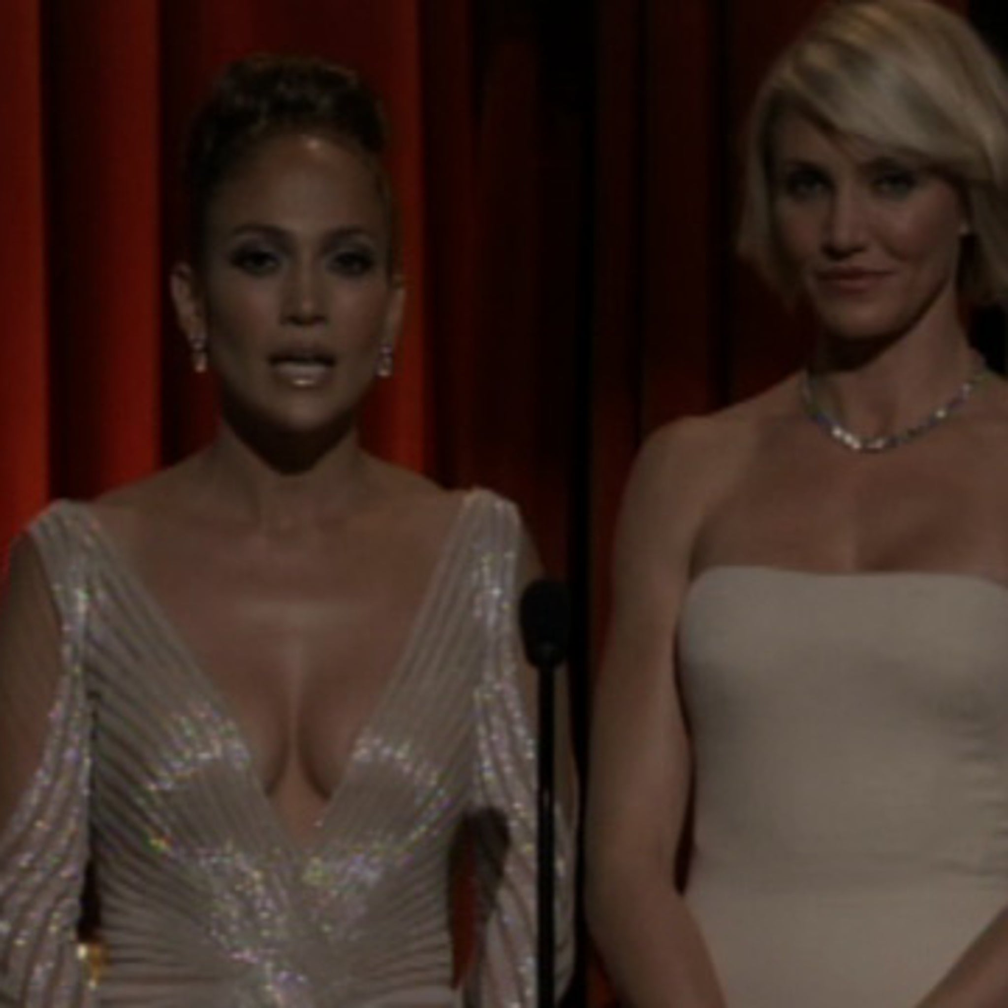 Jennifer Lopez Nipple Slip Wardrobe Malfunction At The 2012 Oscars