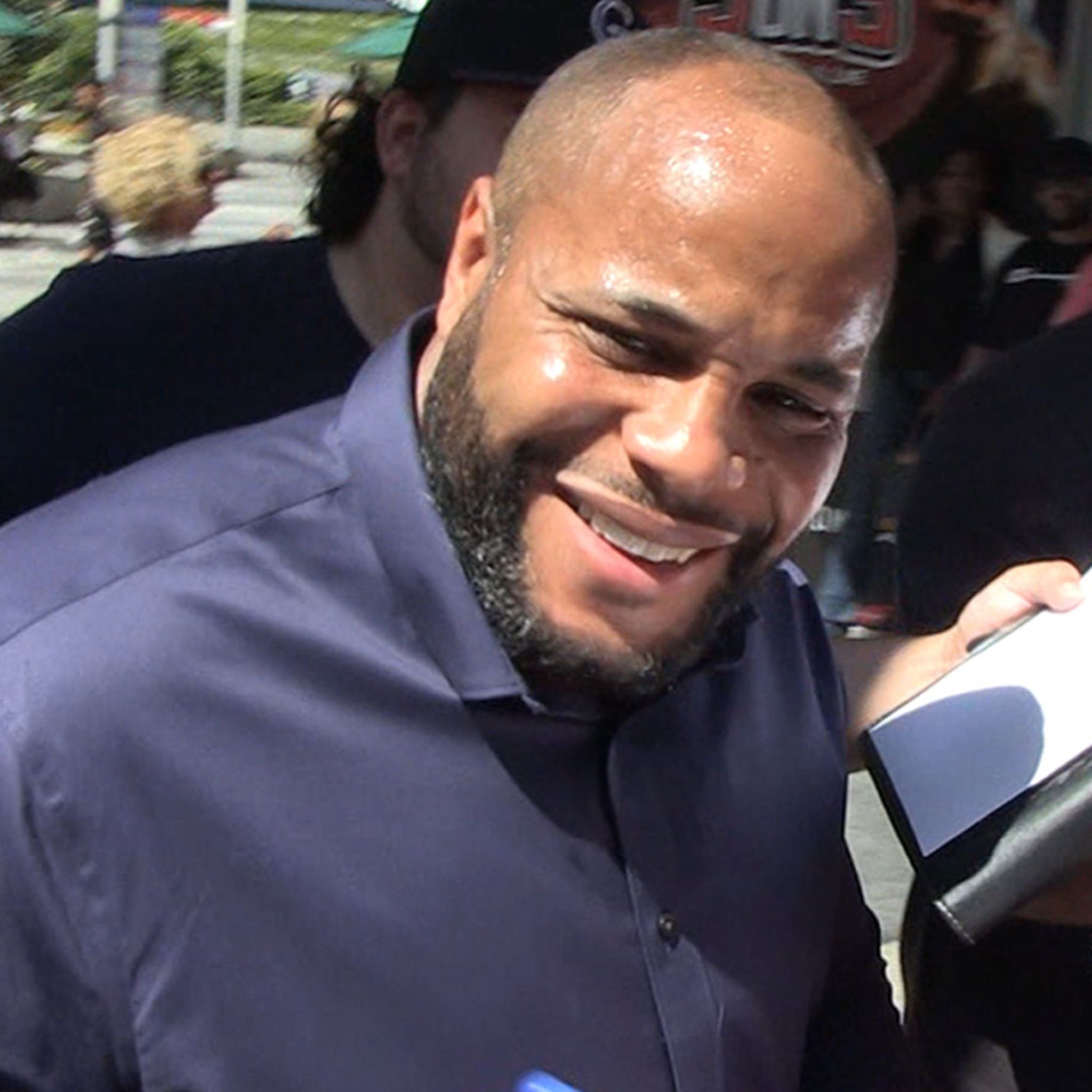 Daniel Cormier fixes the infamous gap in his teeth ' TMZ SPORTS