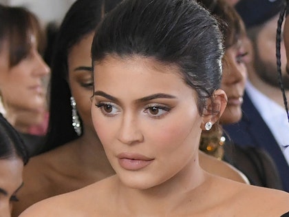 0508-kylie-jenner-getty-02