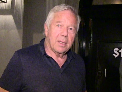 0227-robert-Kraft-tmz-01