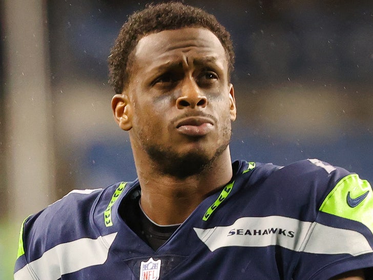 Geno Smith Allegedly Told Officer He Had 'A Little D**k' & Threatened Cops During Arrest.jpg