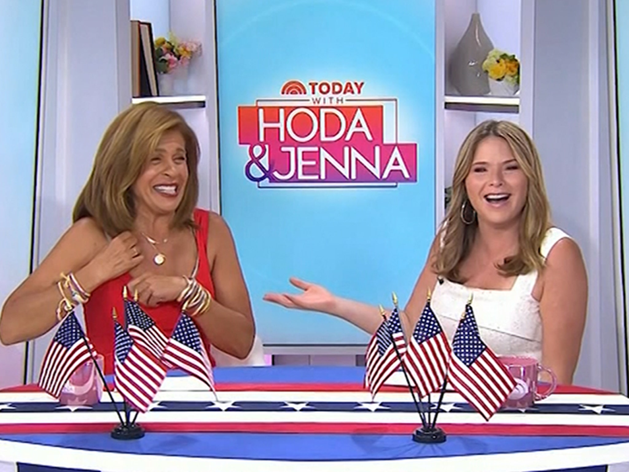 Jenna Bush Hager Tells Hoda Kotb to Take Off Bra After Wardrobe Issue