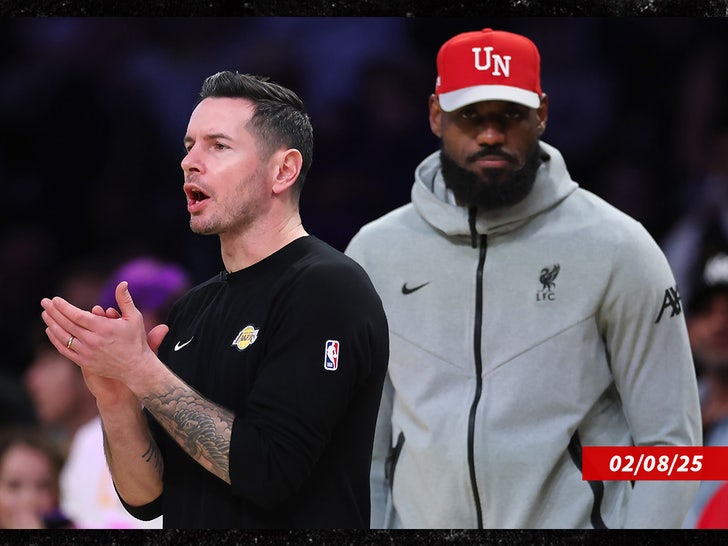 LeBron James Lakers JJ Redick Sub Getty Swipe.