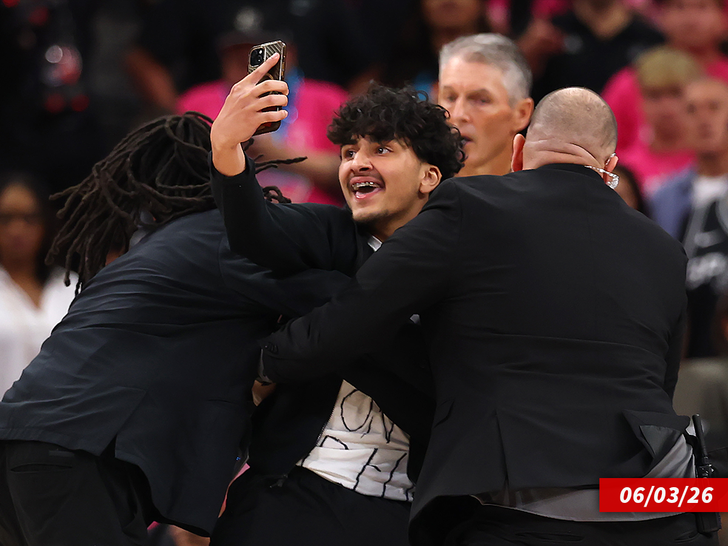 sub san antonio spurs fan getty