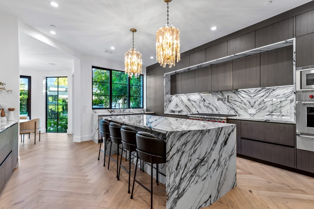 The Miz Westlake Village Home photos 43
