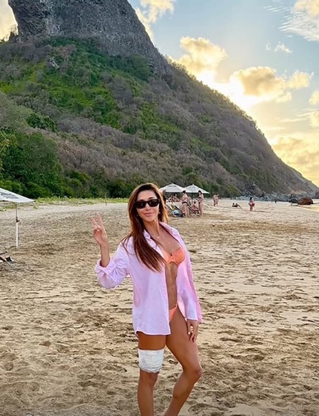 Lawyer Tayane Dalazen Hot Shots 0