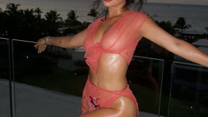 0729-Leah-Kotb-Balcony-Babe-Guess-Who-PRIMARY
