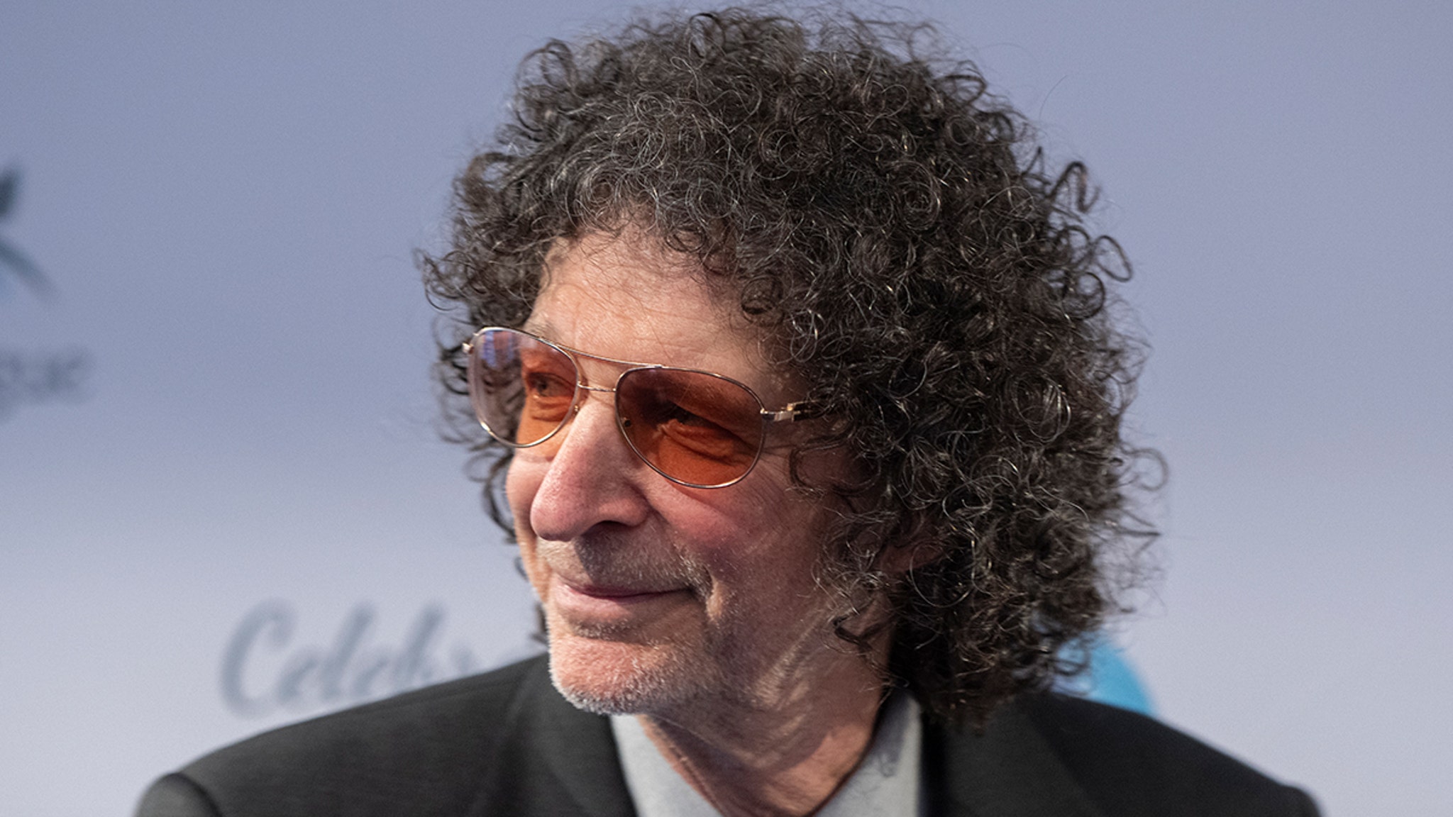 Howard Stern Extends SiriusXM Contract for Three More Years Howard Stern Extends SiriusXM Contract for Three More Years