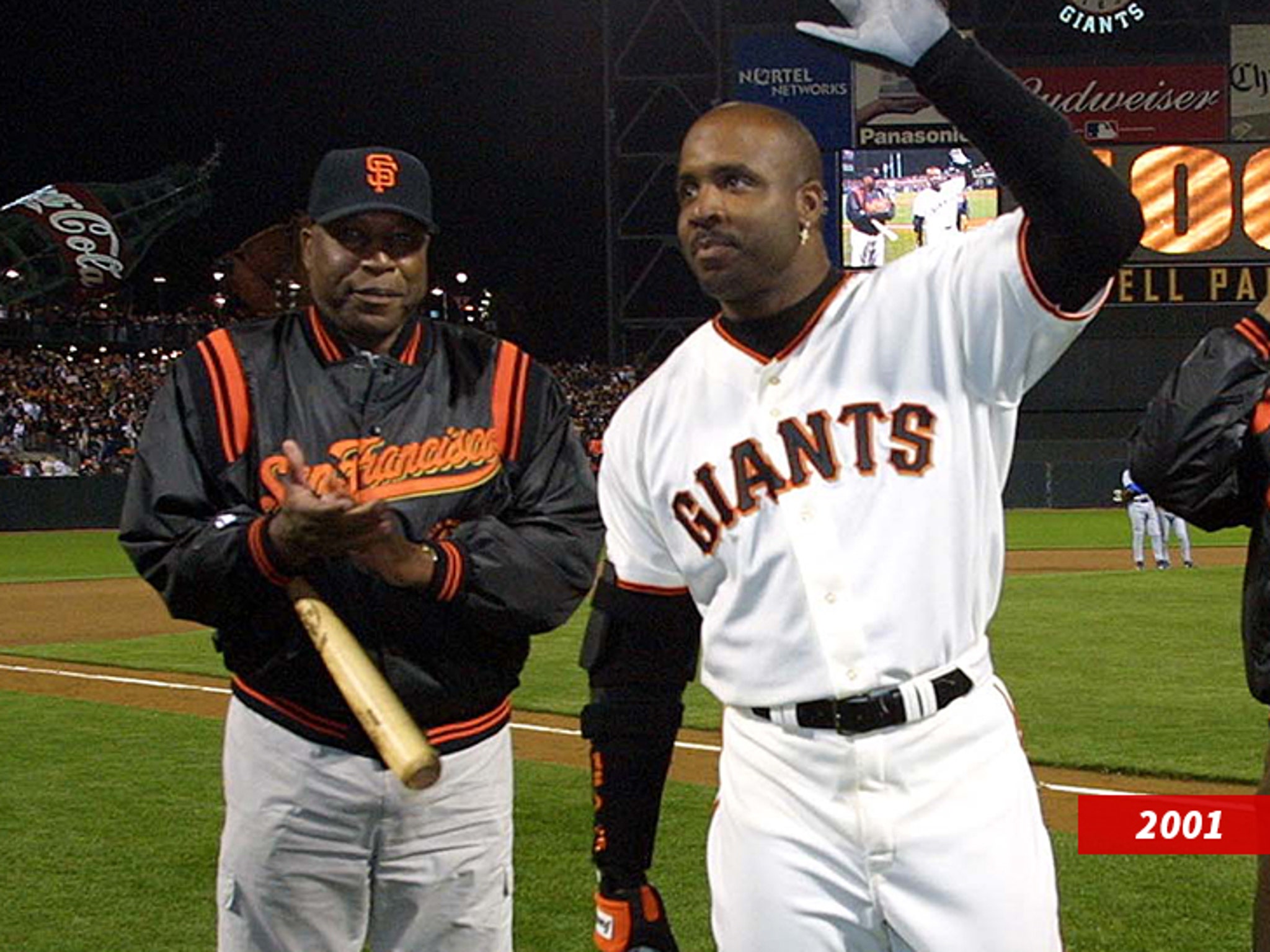 Willie Mays says Barry Bonds 'deserves to be in the Hall of Fame