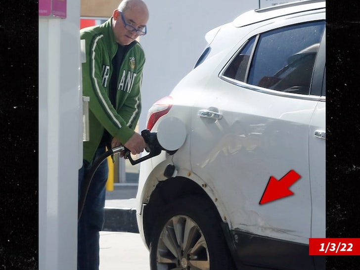 DAVID KOECHNER pumping gas