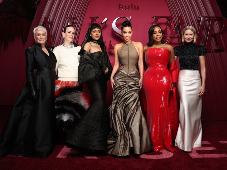 Kim Kardashian & Cast Shine at World Premiere of Hulu’s 