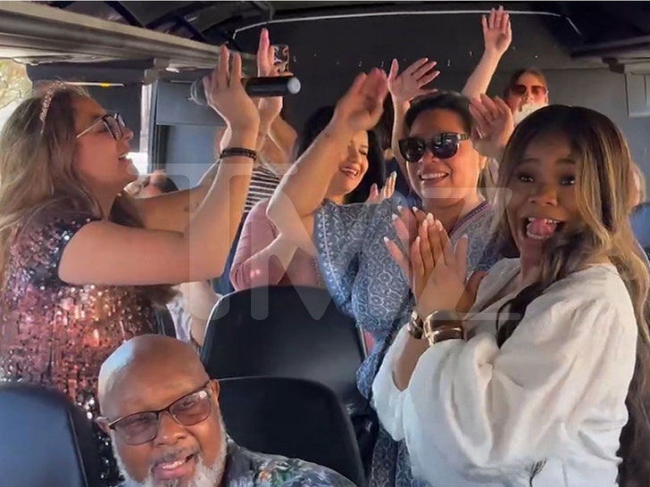 tmz-brunch-bus-shy-taylor-2-04-02-2026