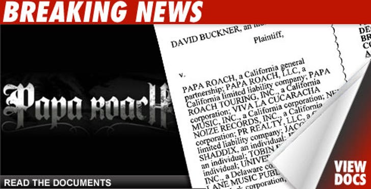 Papa Roach Drummer Bugs Out Sues Band :: 1212_paparoach_bn_launch-1