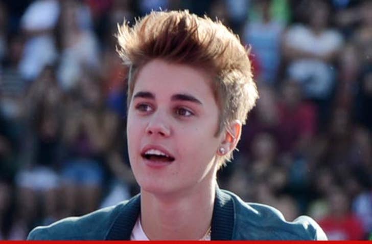 Justin Bieber -- Photog Beatdown Going to Prosecutors :: 0529-justin-bieber-2