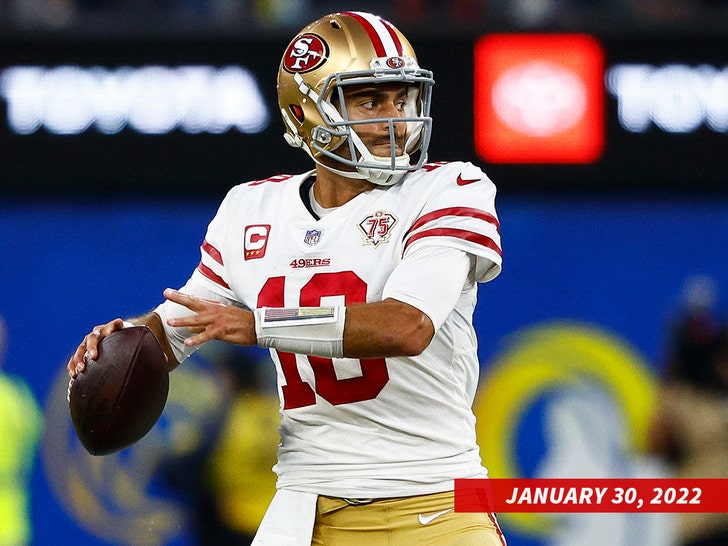 49ers' Jimmy Garoppolo receives ton of attention from Warriors cheerleaders