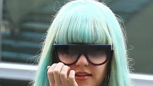 Amanda Bynes -- Bussed to Court in Conservatorship Case ... Freedom on the Line