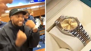 Derrick Henry Hooks Up O-Line With New Rolex Watches After Playoff Win