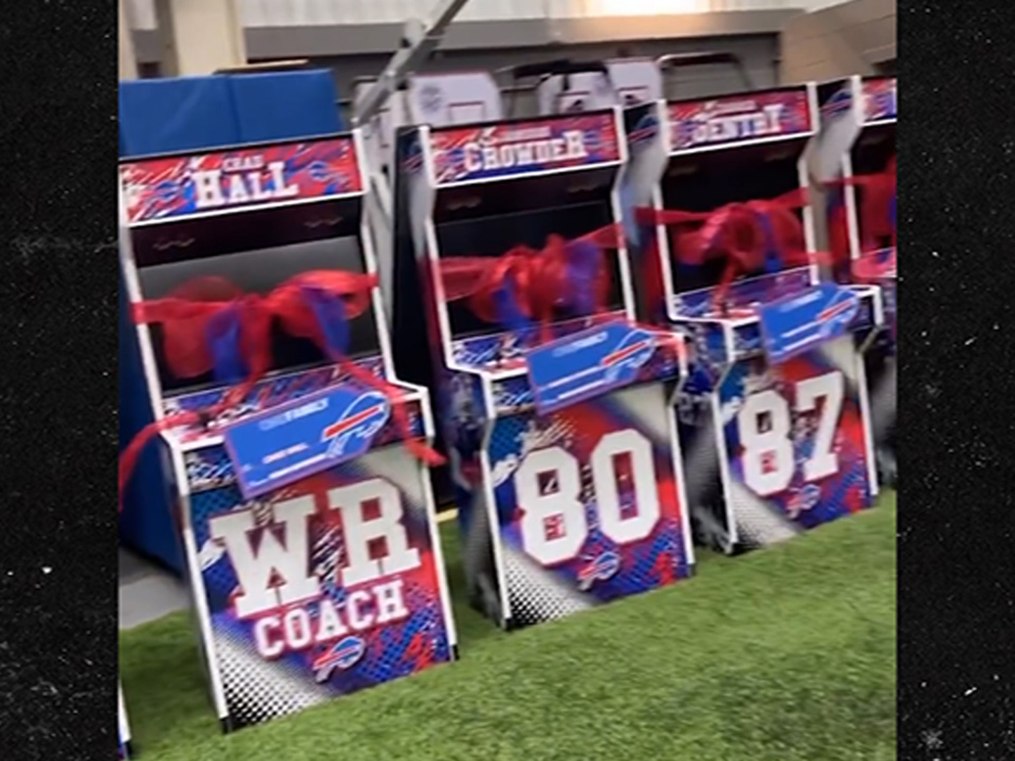 Bills' Isaiah McKenzie buys wide receivers custom arcade machines