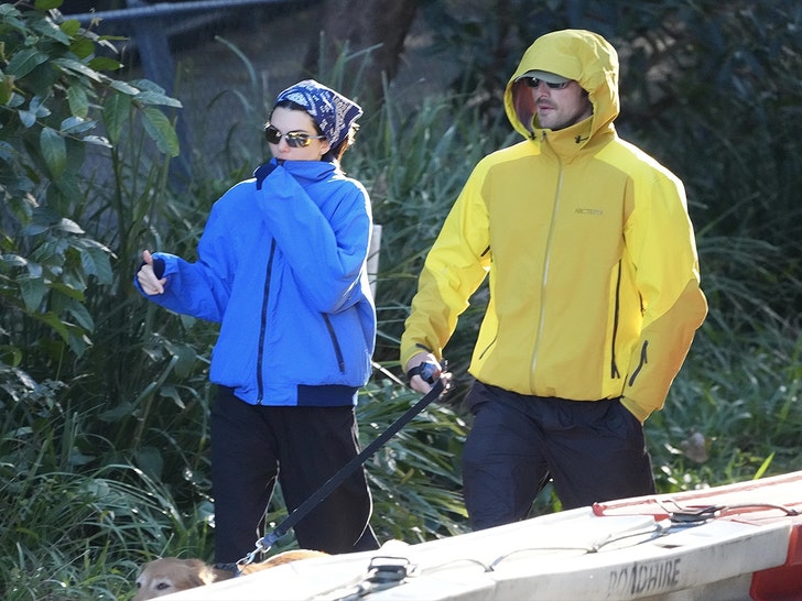 Jacob Elordi and Kendall Jenner walking dog backgrid 1