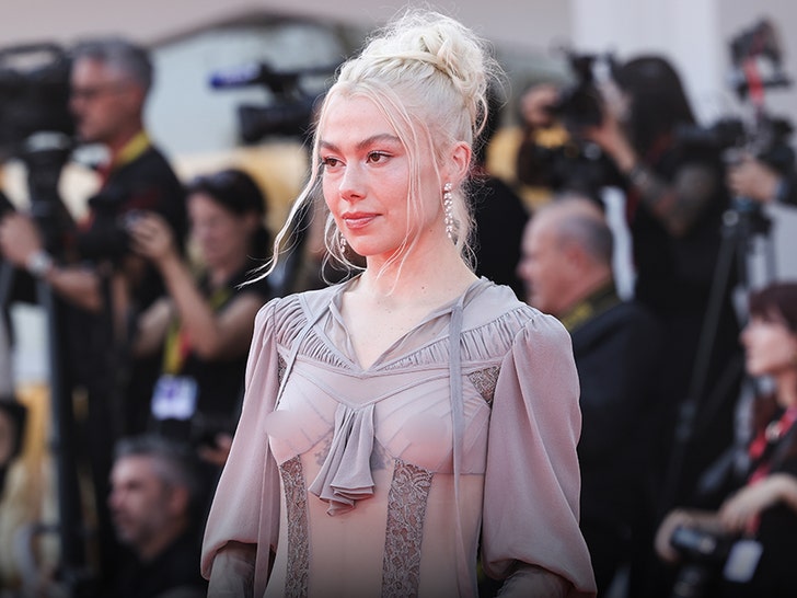 main-phoebe-bridgers-getty-1