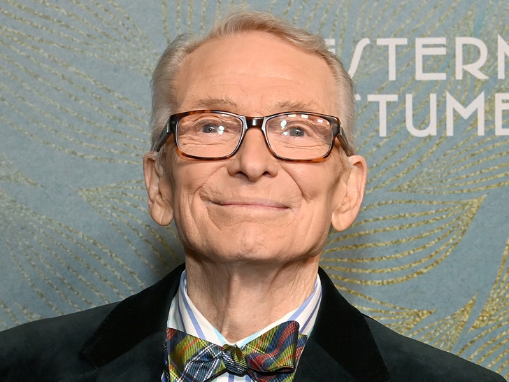 Bob-Mackie-getty-1
