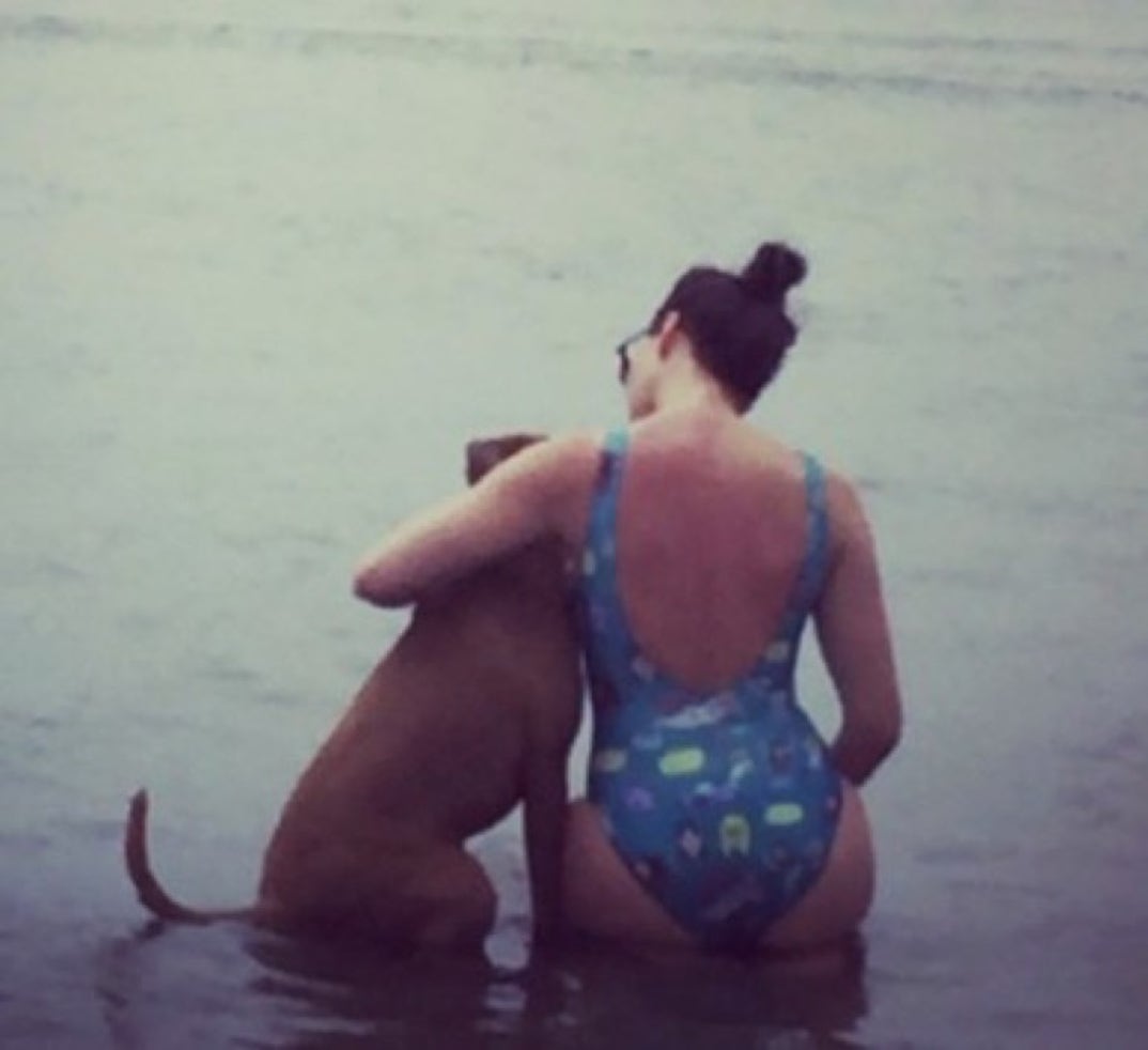0112_whitney_cummings_instagram_09