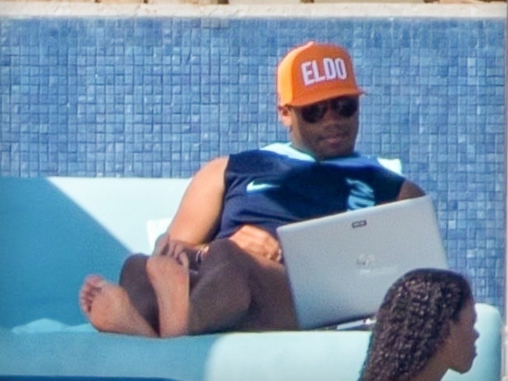 Russell Wilson, Ciara Enjoy Broncos Bye Week In Cabo, Poolside Vibes!