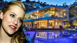 Brittany Murphy Death House -- Back On The Market ... Big Discount, No Bad Juju (PHOTO GALLERY)