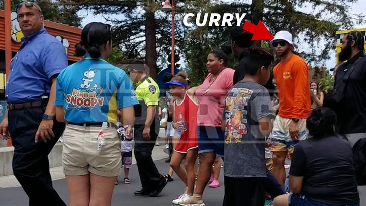 Steph Curry, Finaller MVP'sini Kazandıktan Sonra Ailesi ile NorCal Tema Parkı'nı Vurdu