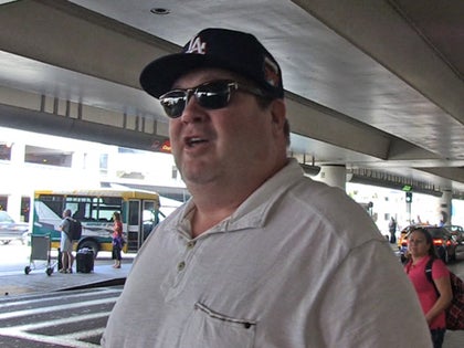 071514_eric_stonestreet_primary