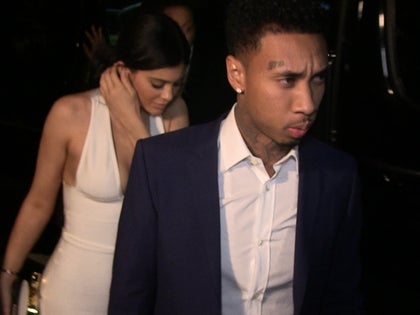 112315_kylie_tyga_primary