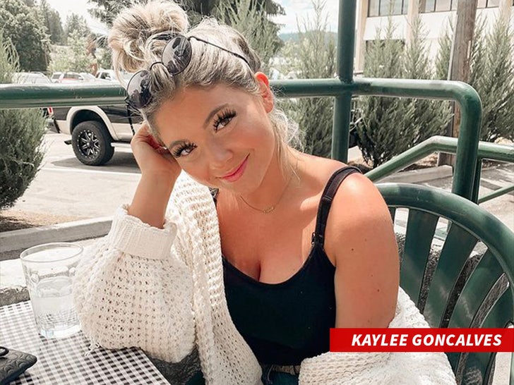 kaylee goncalves sub instagram swipe