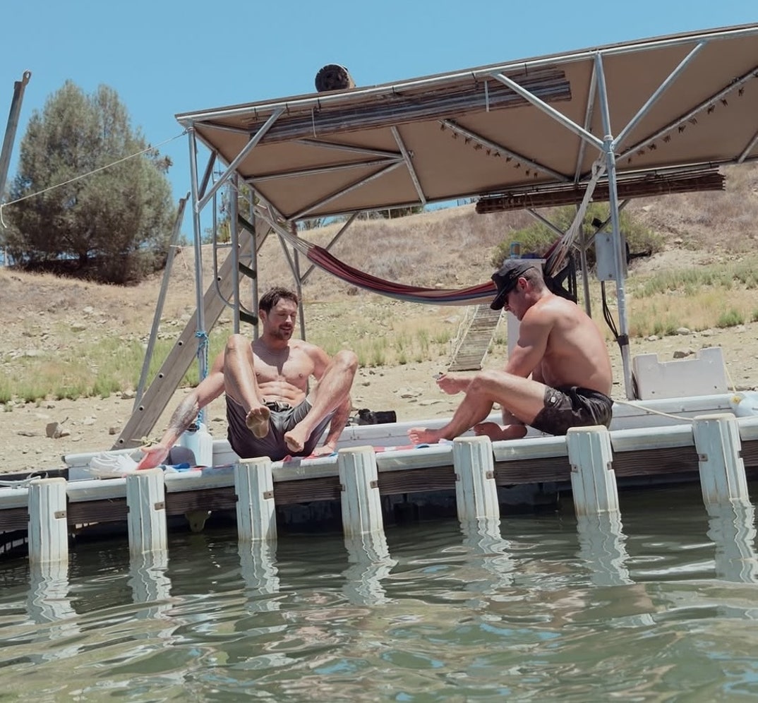 Zac Efron vs. Dylan Efron (Shirtless Bros Edition)