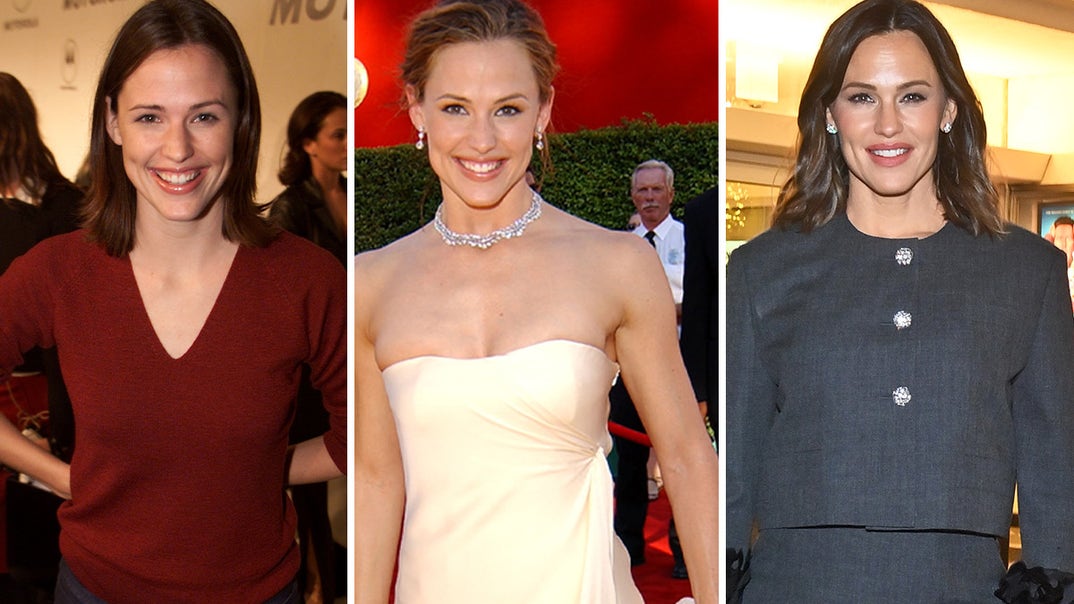 1208-Jennifer-Garner-Through-The-Years-PRIMARY