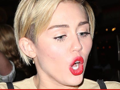 0416_miley_cyrus