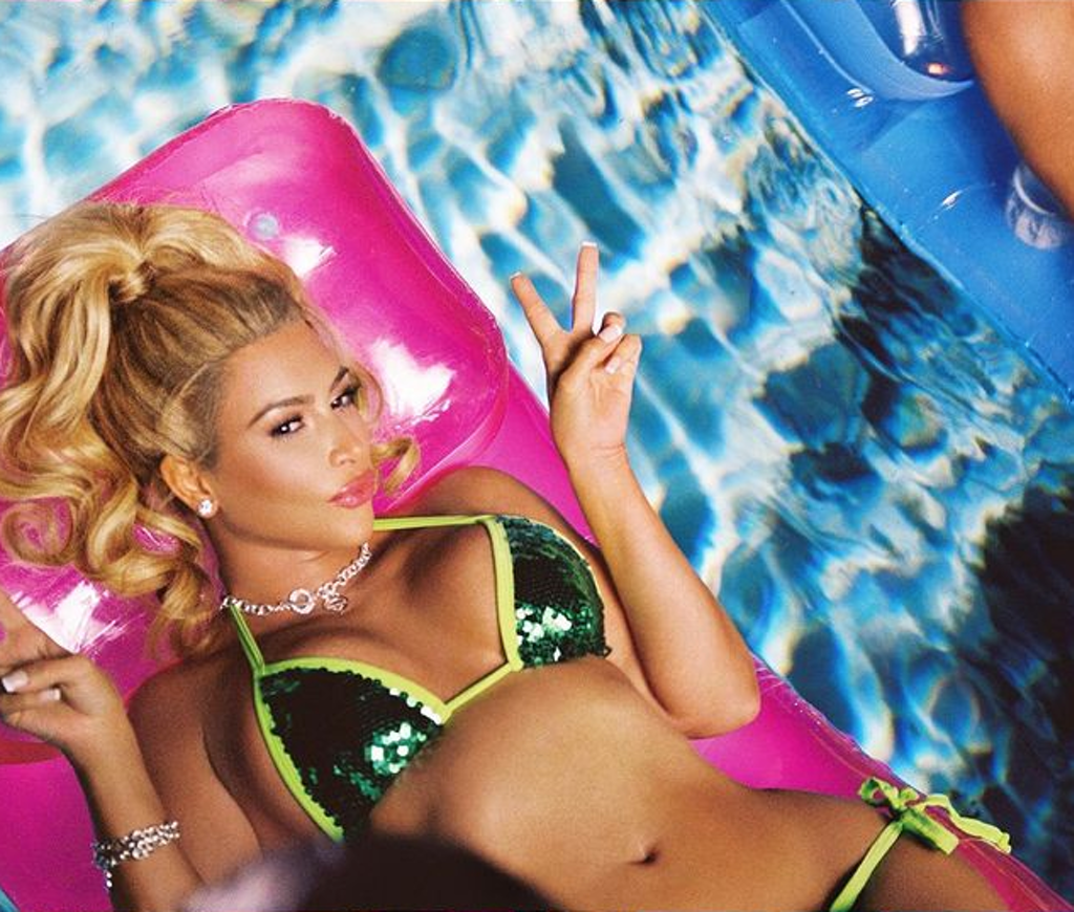 1020-Kim-Kardashian-Halloween-Costumes-Photos1