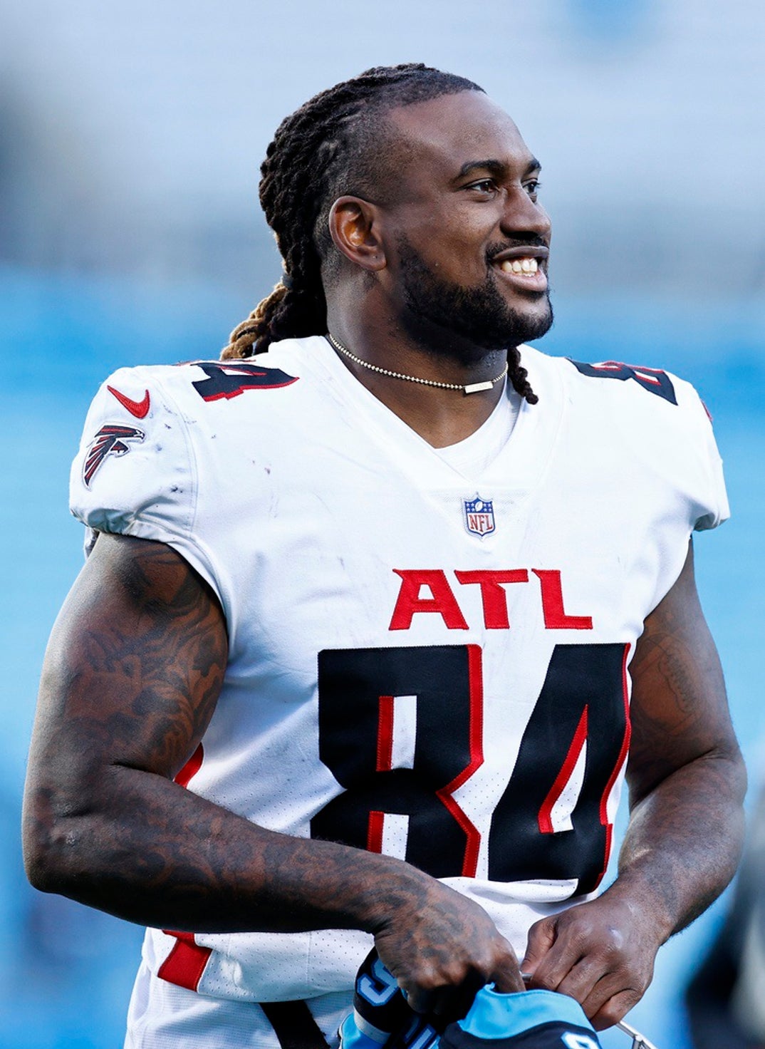 Cordarrelle Patterson On The Field 4
