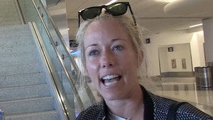 Kendra Wilkinson Wouldn't Tap Mama June's Ass (VIDEO)