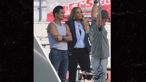 Mario Lopez and Elizabeth Berkley in Character For 'Saved By The Bell'