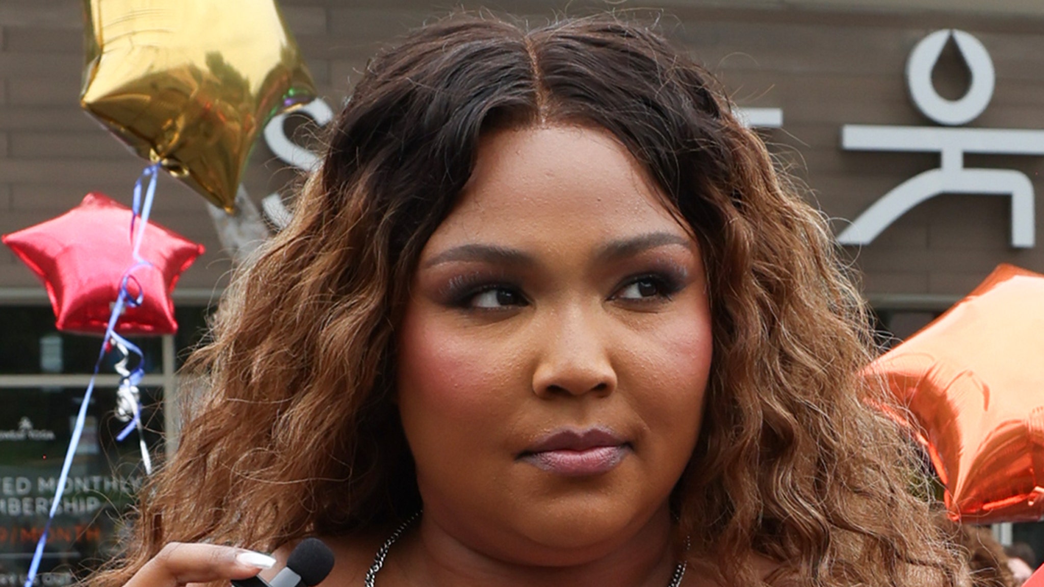 Lizzo Says She Was Suicidal at the Start of Her Weight-Loss Journey