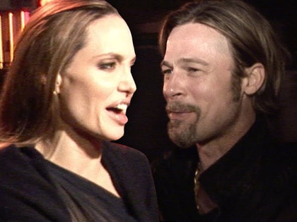 1106-brad-angelina-jolie-pitt-TMZ-01