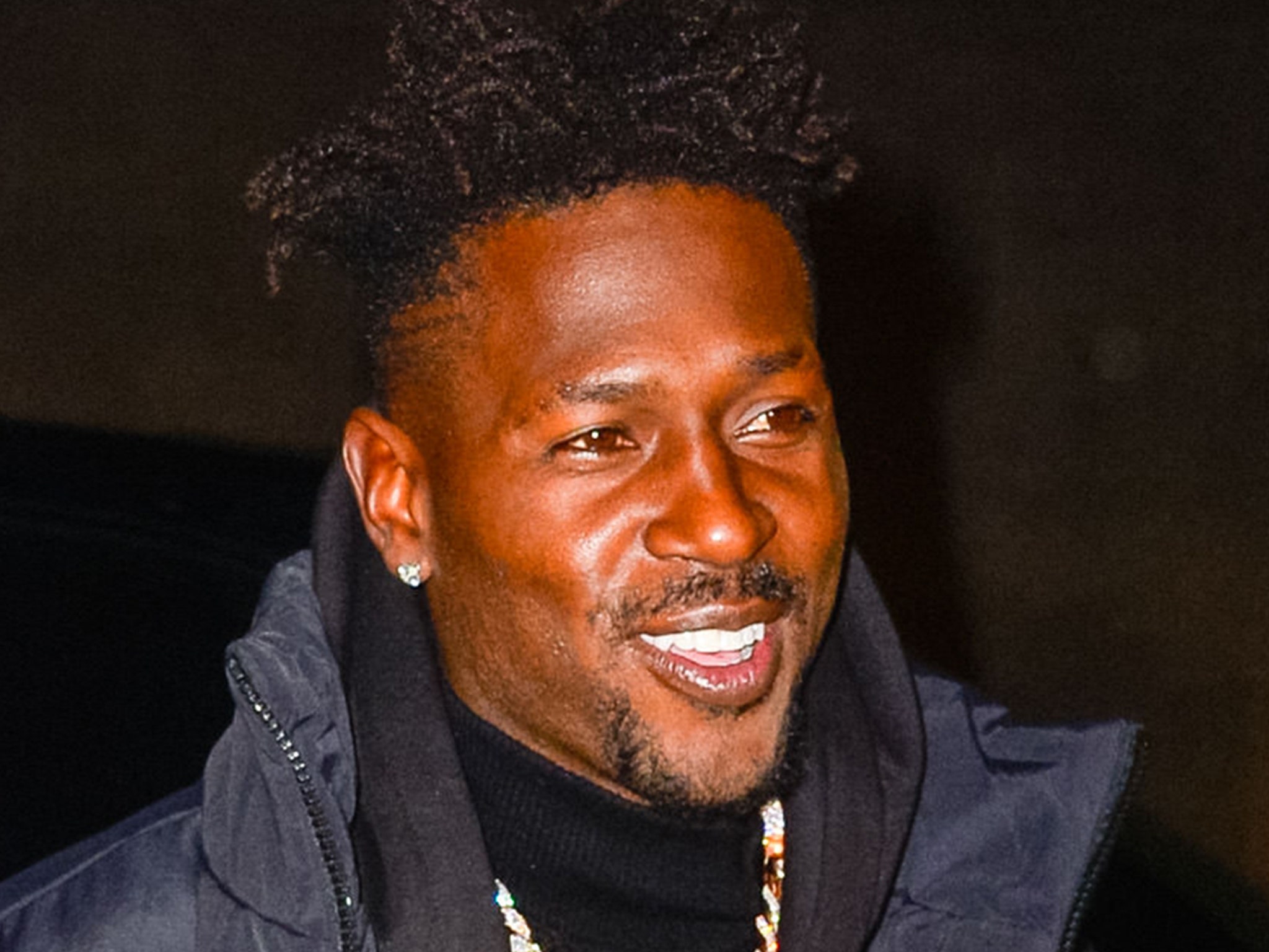 Antonio Brown Trolls Buccaneers After Playoff Loss