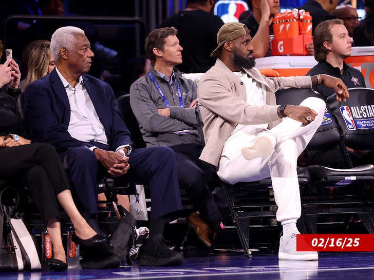 LeBron James Ripped For Sitting Out All-Star Game At The Last Minute