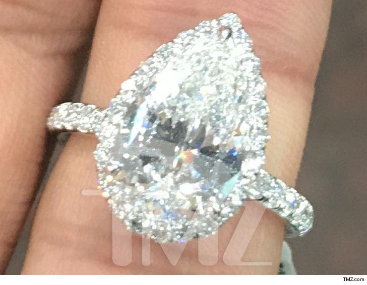 Ariana Grande's Engagement Ring from Pete Davidson Cost Nearly :: 0612-ariana-grandes-ring-tmz-wm-3