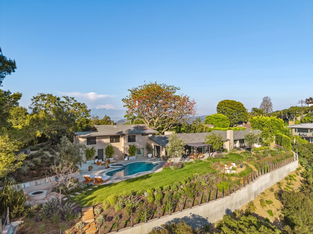 Chris Evans Hollywood Home 3