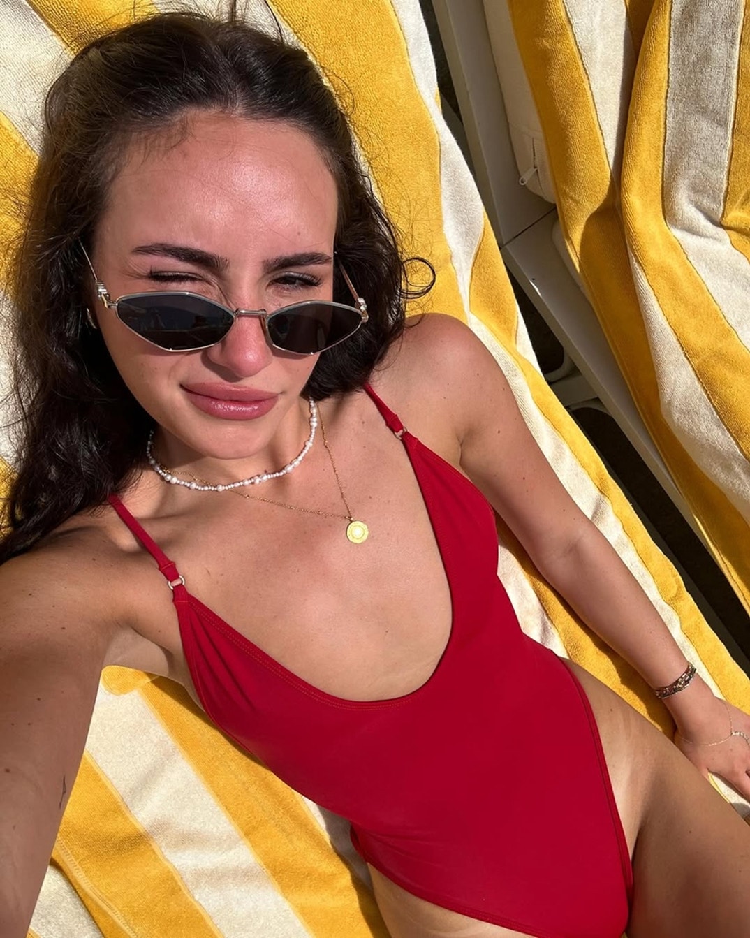 Ashtin Earle Hot Shots 9