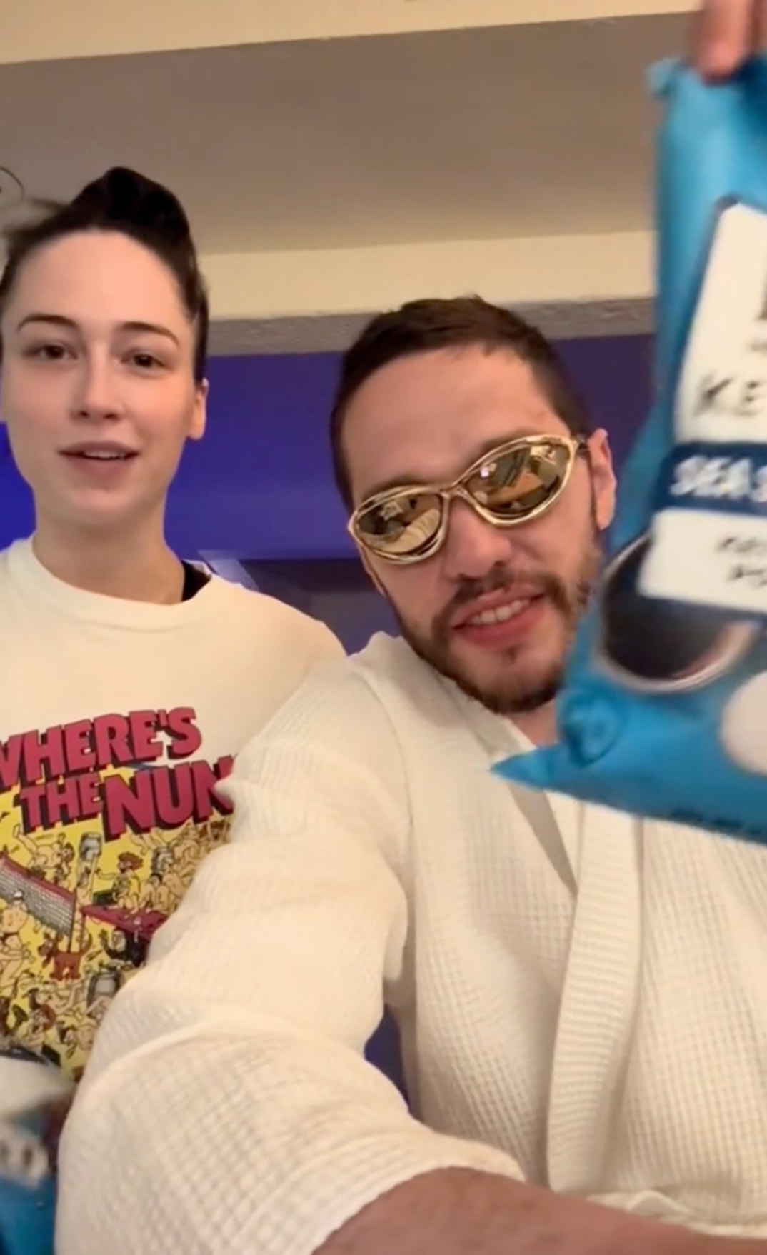 Pete Davidson Elsie Hewitt Happier Times 4